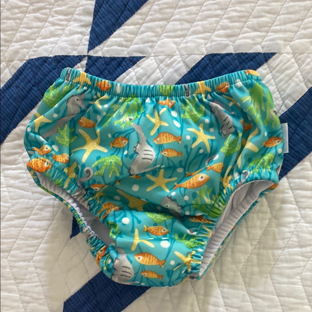 Reusable swim diaper